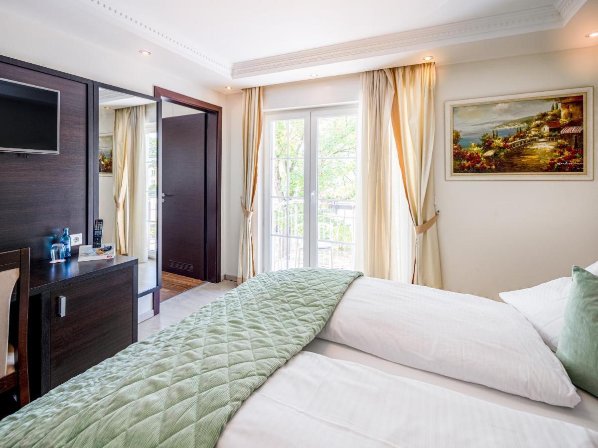 Kristallhotel Fettehenne Leverkusen Zewnętrze zdjęcie